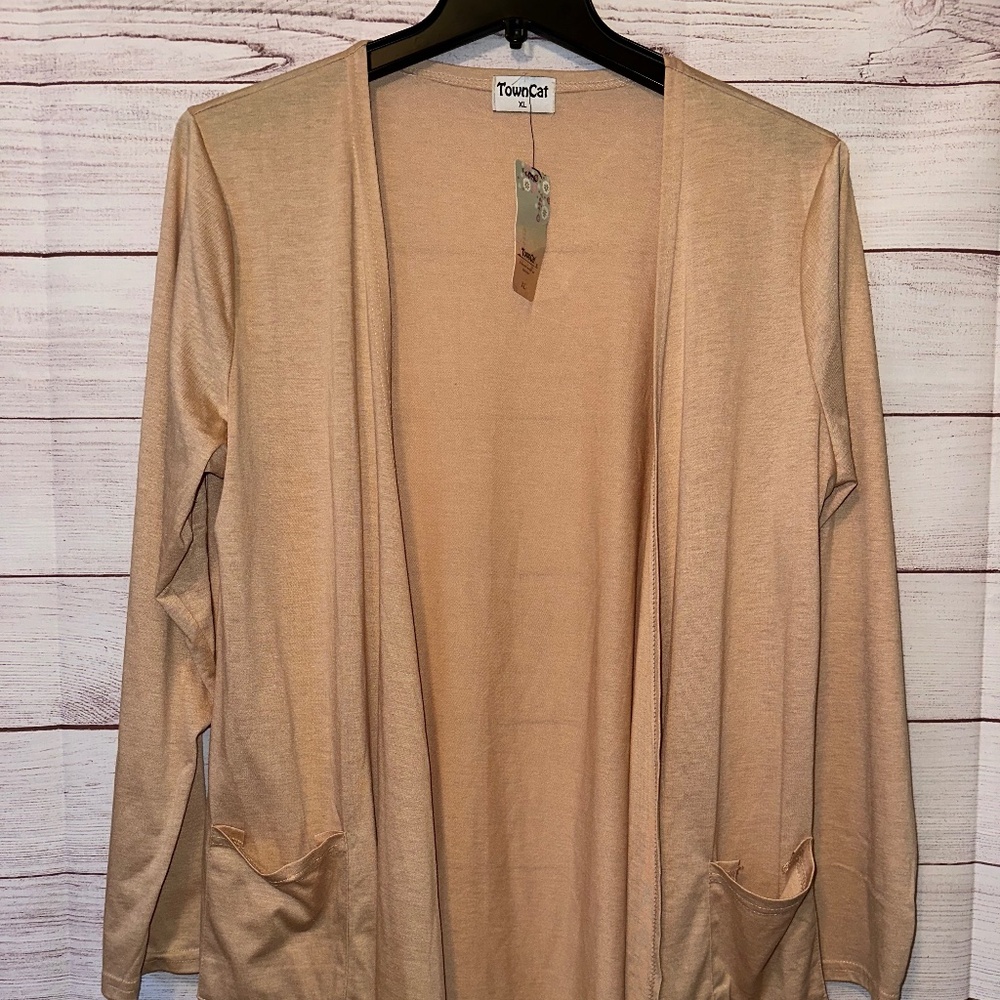 Town Cat Brand Womens Size XL Lightweight Cardigan - New With Tags